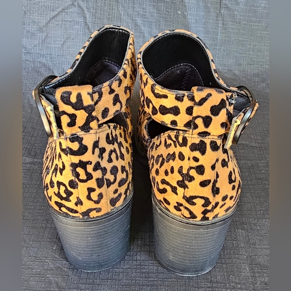 Mix No. 6 Women's Tan/Black Cheetah Microsuede Ankle Boots Size 9 - Picture 5 of 6